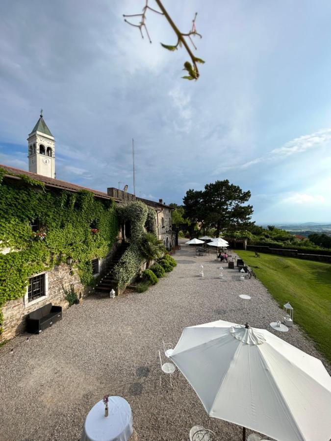 Hotel Conti Formentini San Floriano del Collio Bagian luar foto