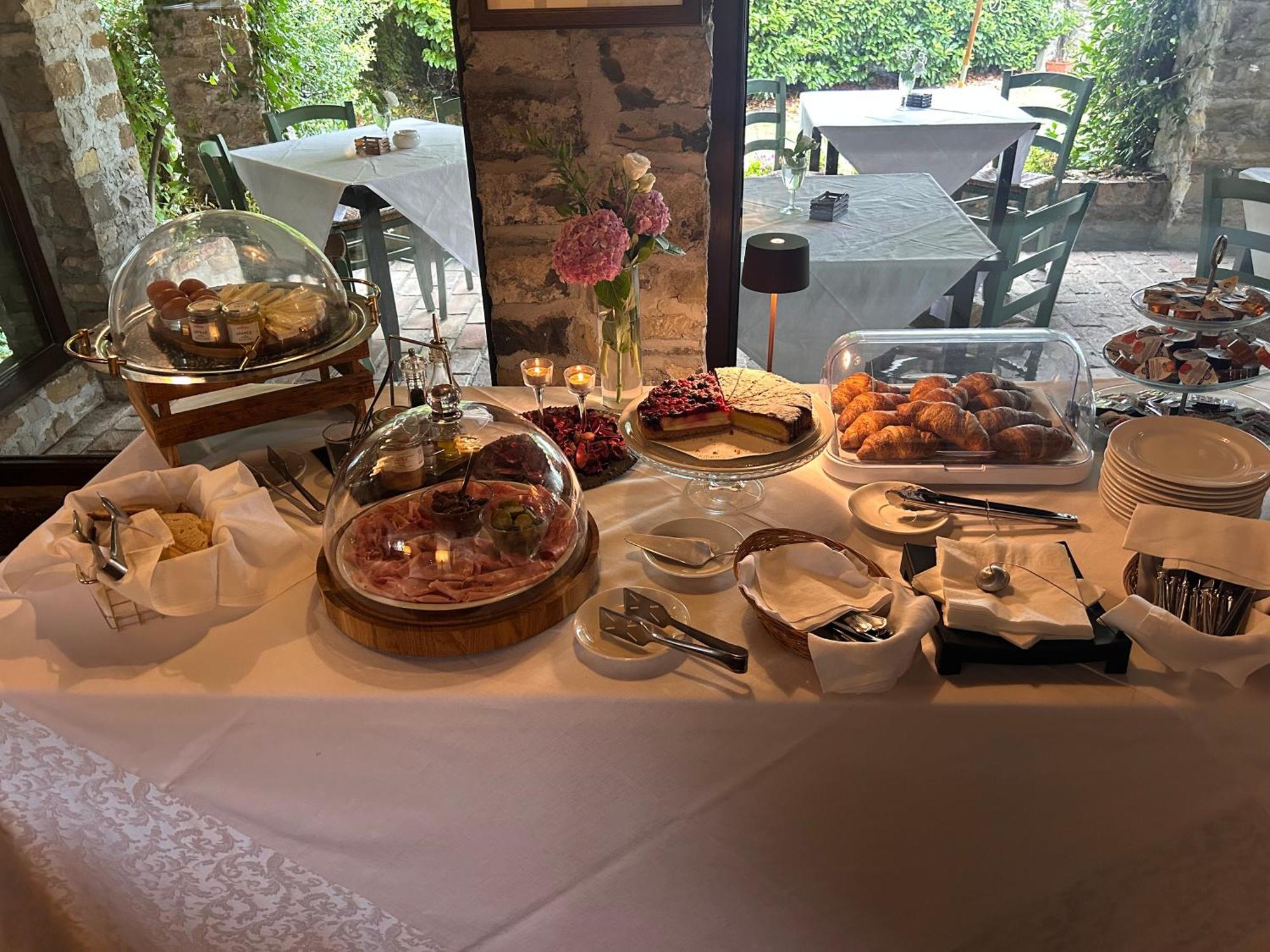 Hotel Conti Formentini San Floriano del Collio Bagian luar foto